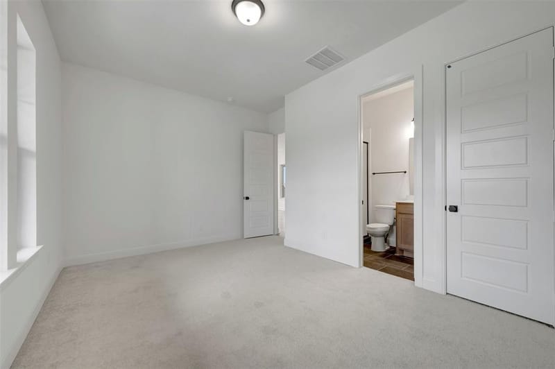 2090 Spotted Fawn Drive, Arlington TX 76005 - Photo 10