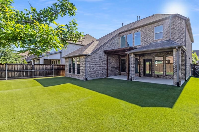 8517 Lake Arrowhead Trail, McKinney TX 75071 - Photo 4