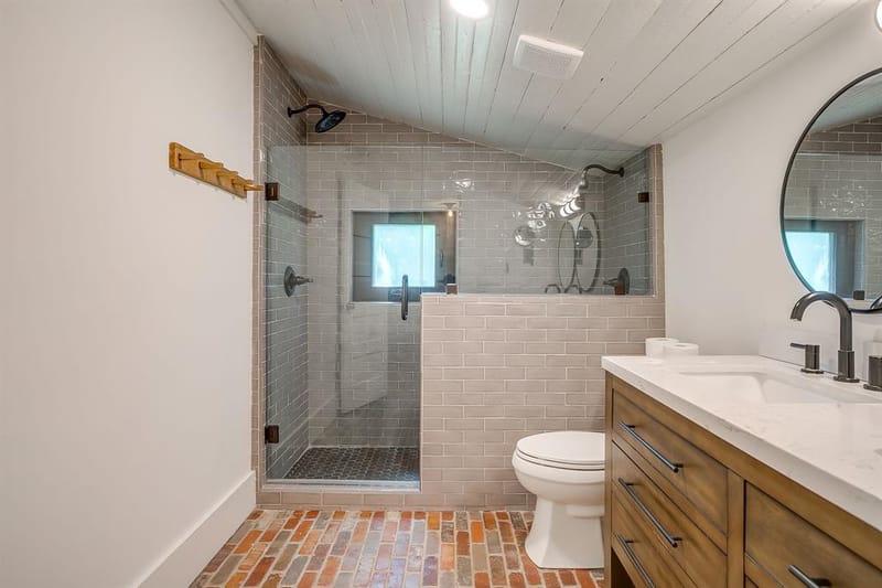 606 E Moore Street, Granbury TX 76048 - Photo 26
