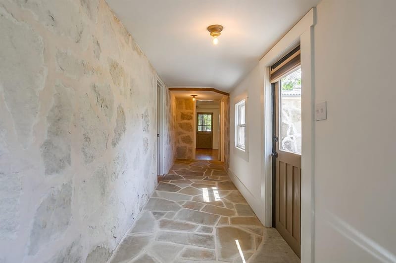 606 E Moore Street, Granbury TX 76048 - Photo 21