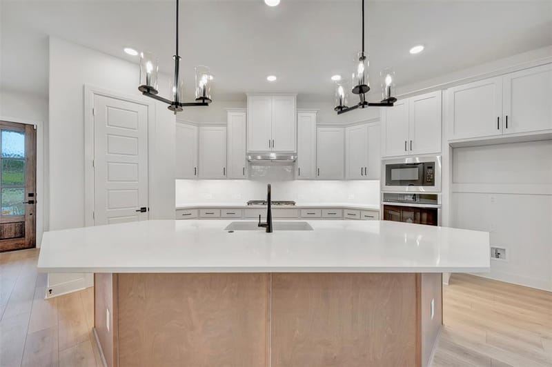 2114 Spotted Fawn Drive, Arlington TX 76005 - Photo 6