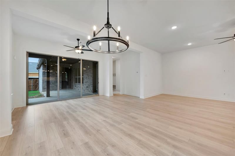 2114 Spotted Fawn Drive, Arlington TX 76005 - Photo 11