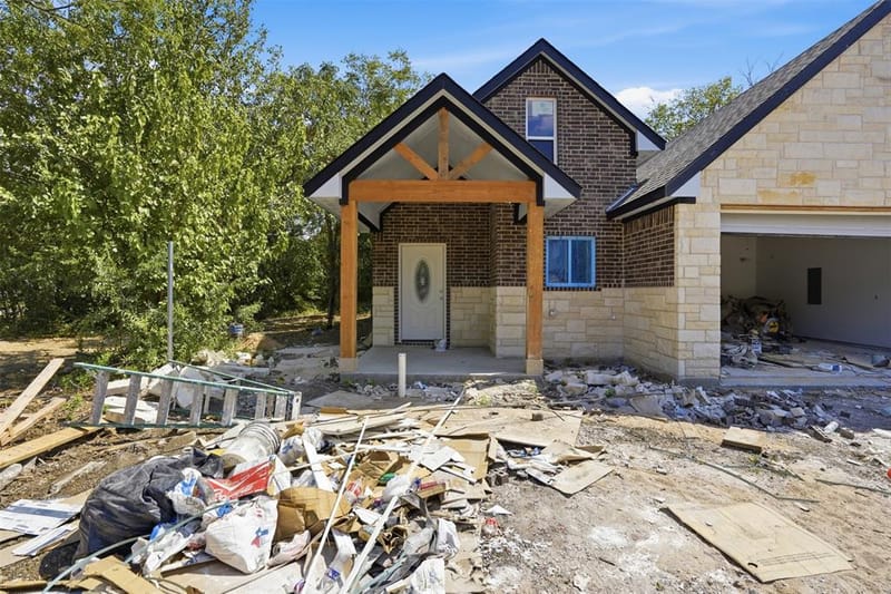 306 Royal Street, Cleburne TX 76031 - Photo 3
