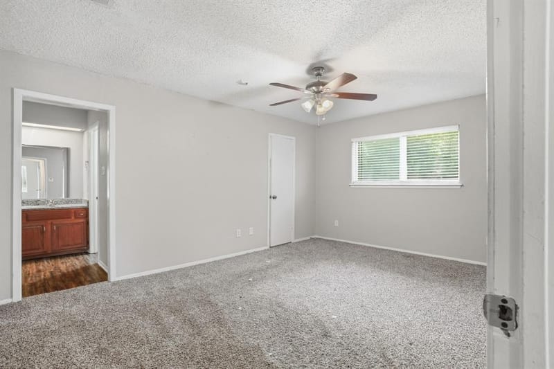 1137 Meadow Creek Court, Lancaster TX 75146 - Photo 21