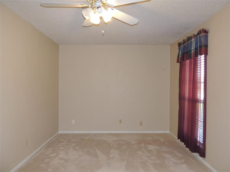 953 Meadowdale Circle, Garland TX 75043 - Photo 25