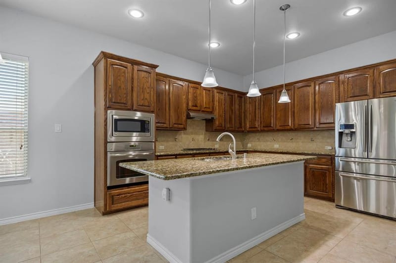 913 Lampassas Trail, McKinney TX 75072 - Photo 10
