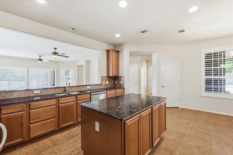 6008 Eagle Point Lane, Frisco TX 75036 - Photo 11