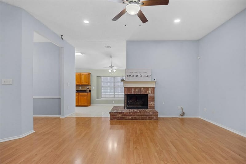 2726 Crosslands Drive, Garland TX 75040 - Photo 7
