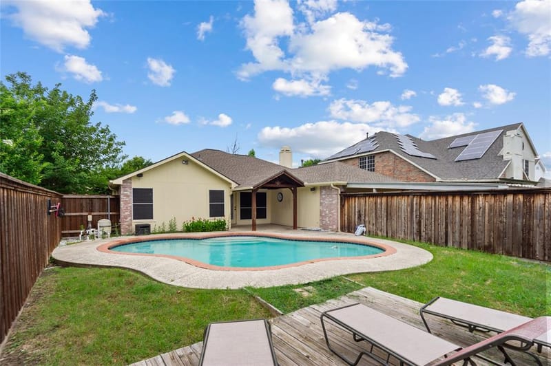 2726 Crosslands Drive, Garland TX 75040 - Photo 21