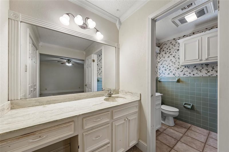 9547 Brookhollow Drive, Woodway TX 76712 - Photo 14