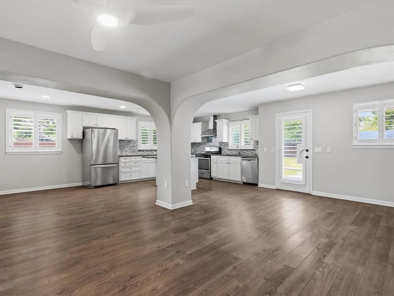 1109 Hadrian Court, Irving TX 75062 - Photo 7