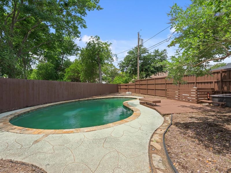 1109 Hadrian Court, Irving TX 75062 - Photo 36