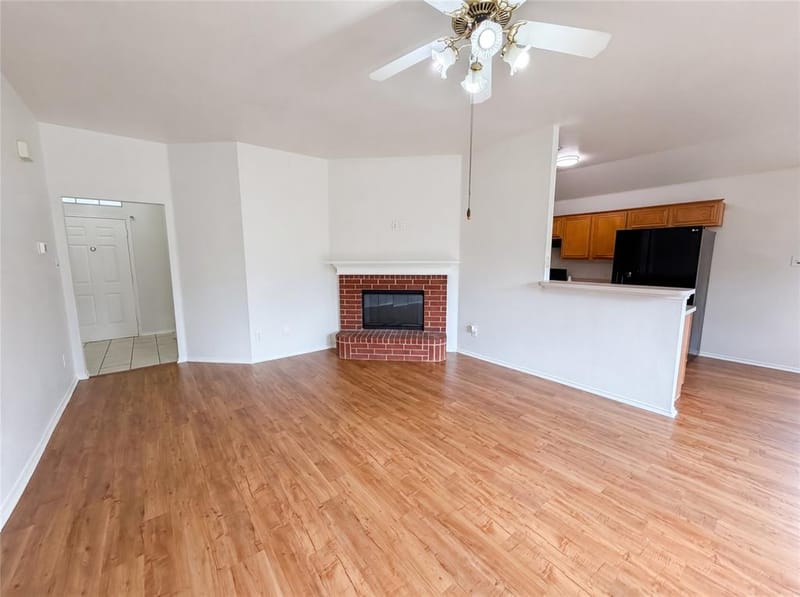 5432 Nuthatch Street, Dallas TX 75236 - Photo 3