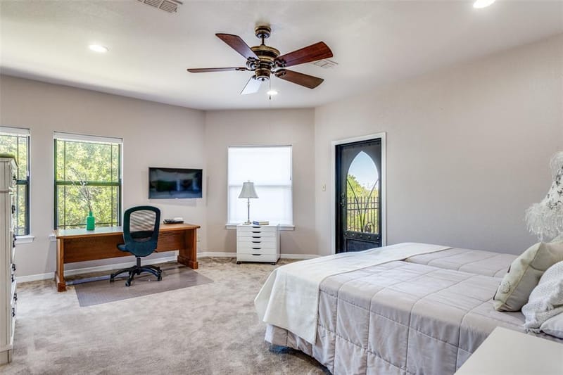 221 Hart Court, Runaway Bay TX 76426 - Photo 16