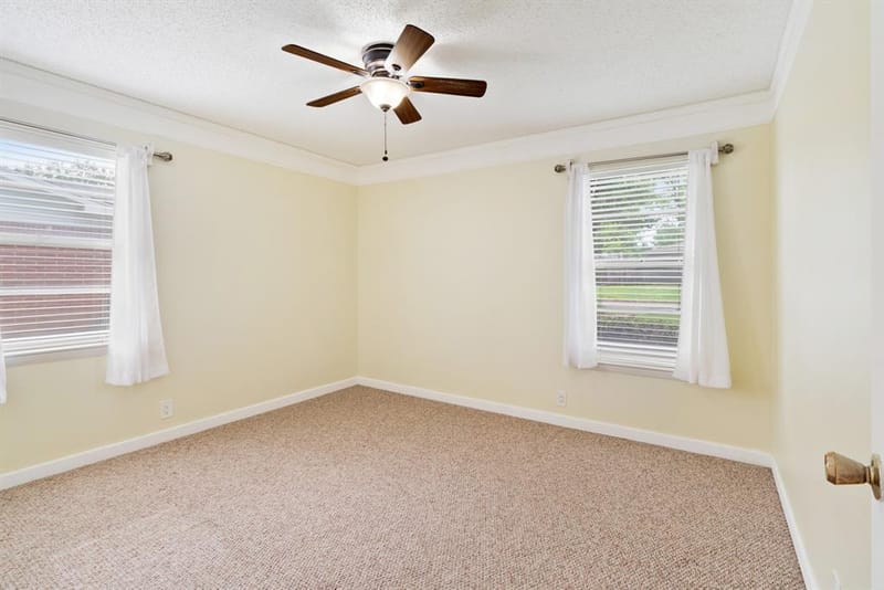 3225 E Houston Street, Paris TX 75460 - Photo 14
