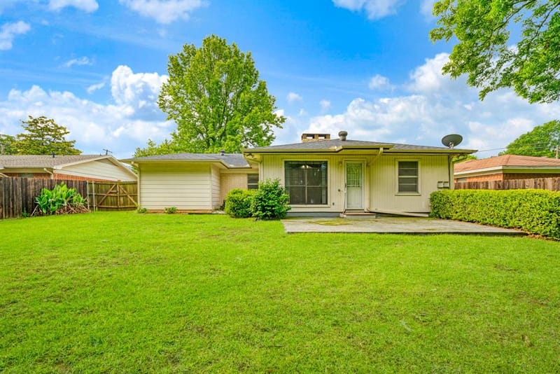 3225 E Houston Street, Paris TX 75460 - Photo 19