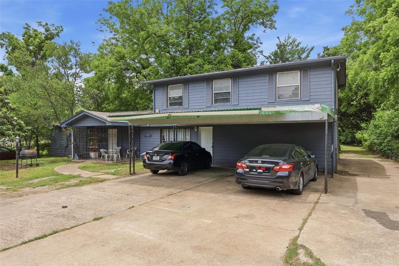 4105 Balch Drive, Dallas TX 75216 - Photo 2