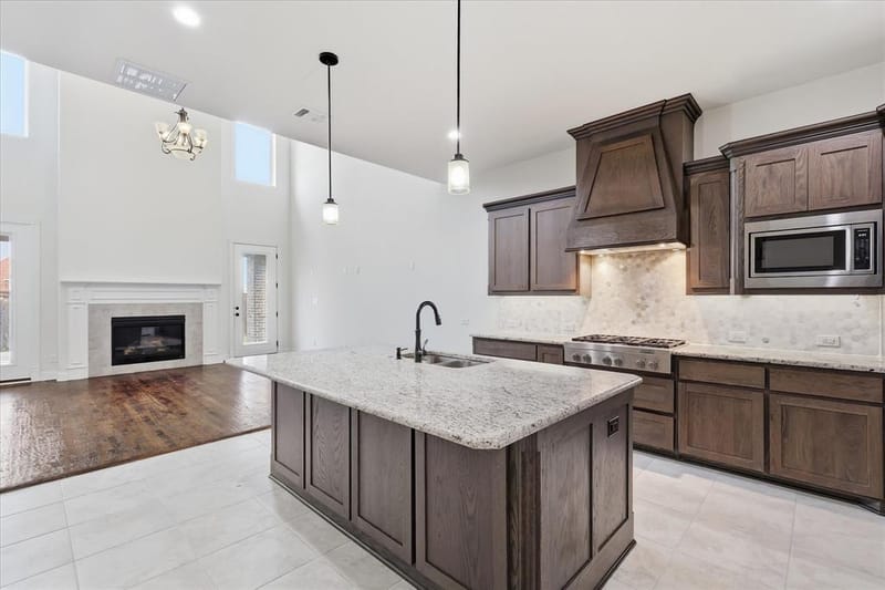 6625 Titus Lane, Frisco TX 75036 - Photo 12