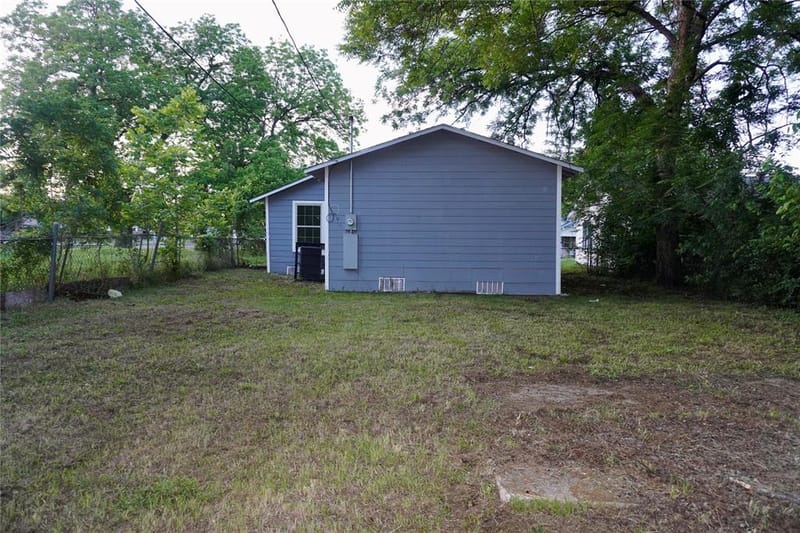 1406 Galloway Avenue, Dallas TX 75216 - Photo 15