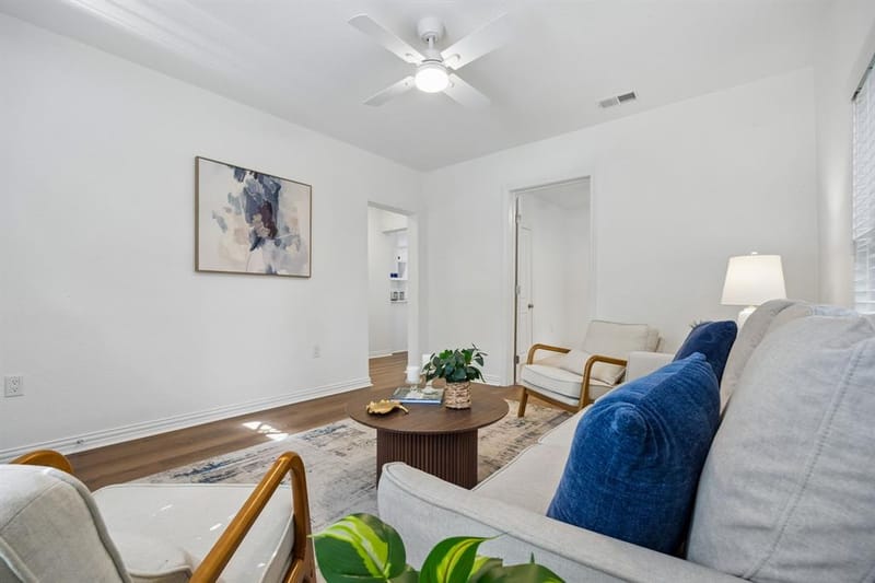 806 N Ruddell Street, Denton TX 76209 - Photo 6
