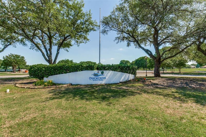 2713 Laurel Oaks Drive, Garland TX 75044
