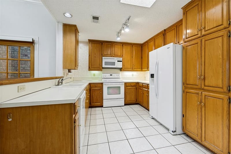 2713 Laurel Oaks Drive, Garland TX 75044 - Photo 18