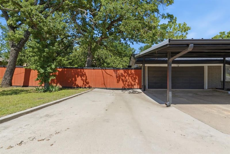 1001 NW 11th Street, Mineral Wells TX 76067 - Photo 34