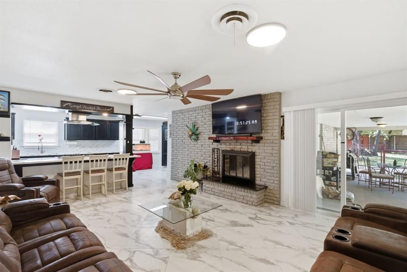 1001 NW 11th Street, Mineral Wells TX 76067 - Photo 14