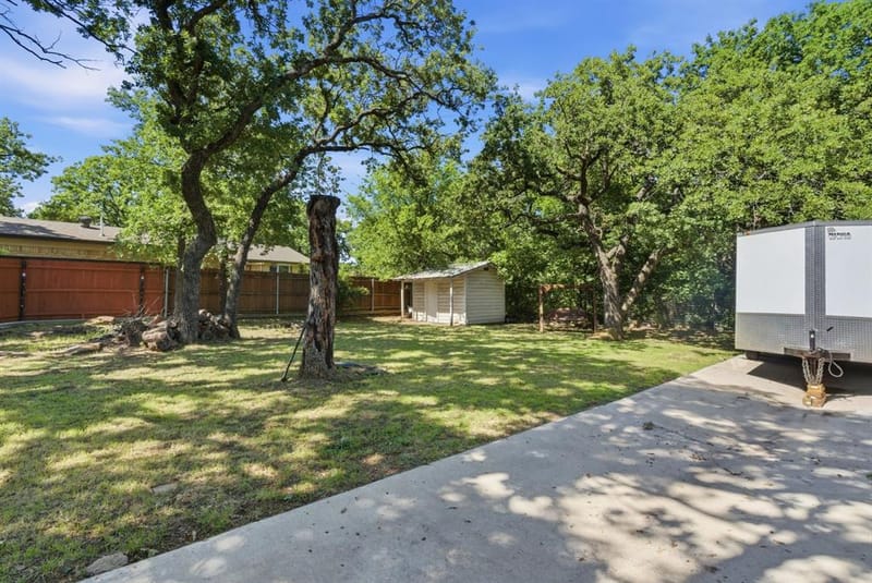 1001 NW 11th Street, Mineral Wells TX 76067 - Photo 39