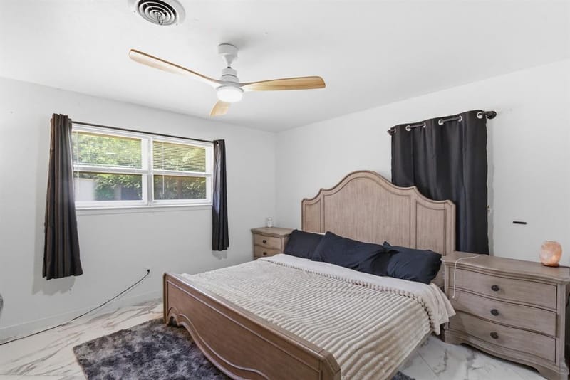 1001 NW 11th Street, Mineral Wells TX 76067 - Photo 21
