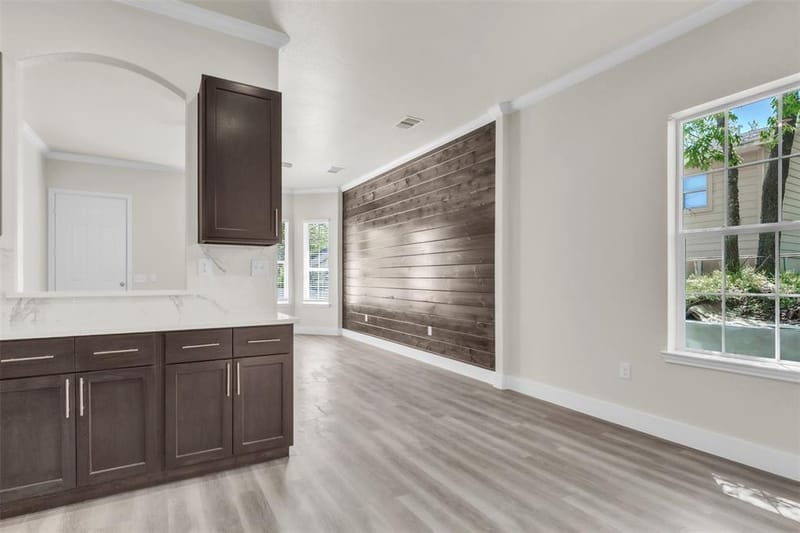 407 Henderson Street, Bonham TX 75418 - Photo 2