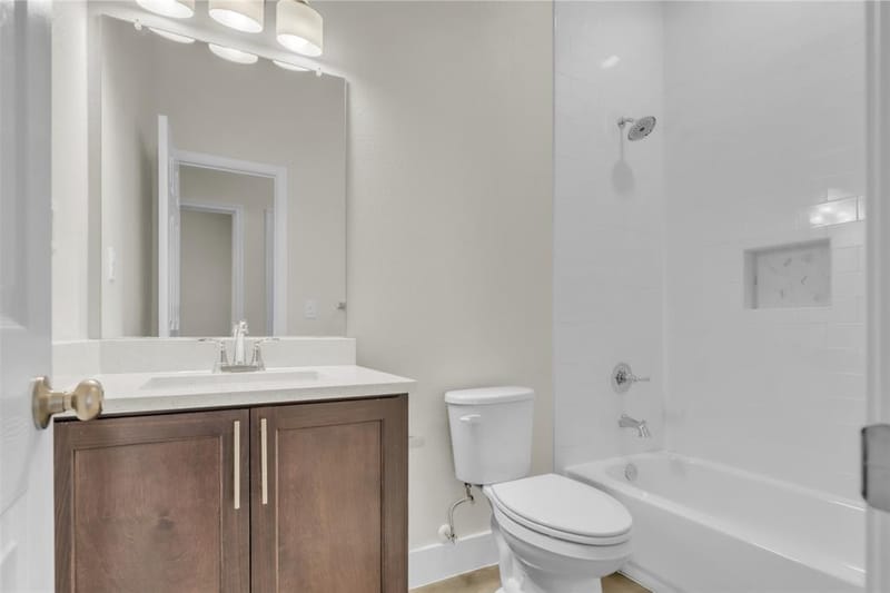 407 Henderson Street, Bonham TX 75418 - Photo 12