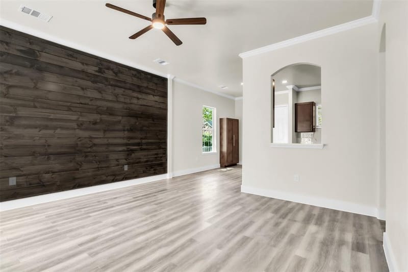 407 Henderson Street, Bonham TX 75418 - Photo 5