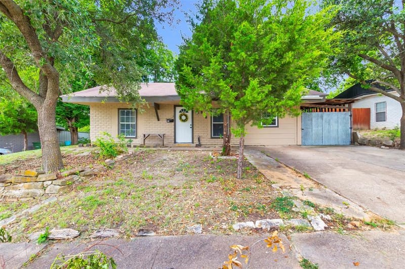918 Garden Drive, Garland TX 75040 - Photo 5