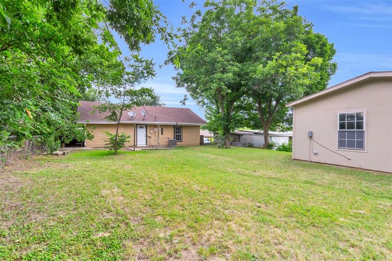 918 Garden Drive, Garland TX 75040 - Photo 24