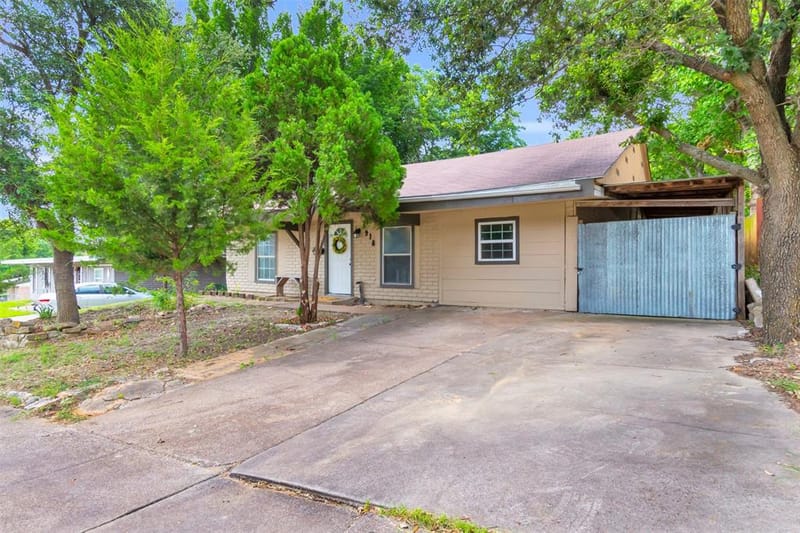 918 Garden Drive, Garland TX 75040 - Photo 4