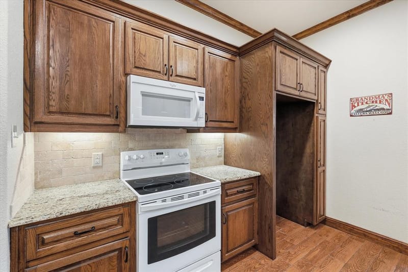 108 S Walnut Street, Roanoke TX 76262 - Photo 20
