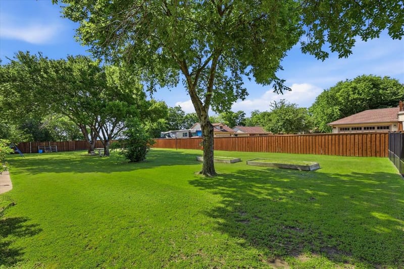 108 S Walnut Street, Roanoke TX 76262 - Photo 37