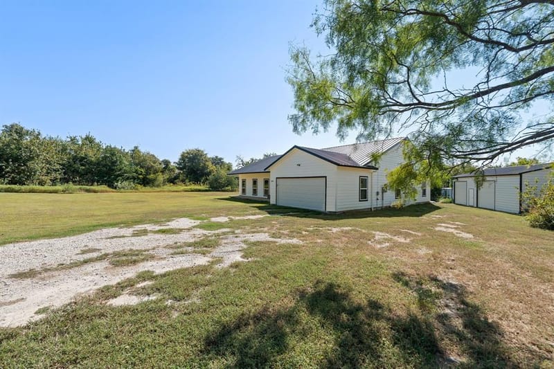2480 County Road 312, Cleburne TX 76031 - Photo 24
