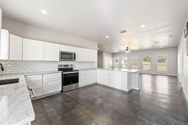 2480 County Road 312, Cleburne TX 76031 - Photo 8