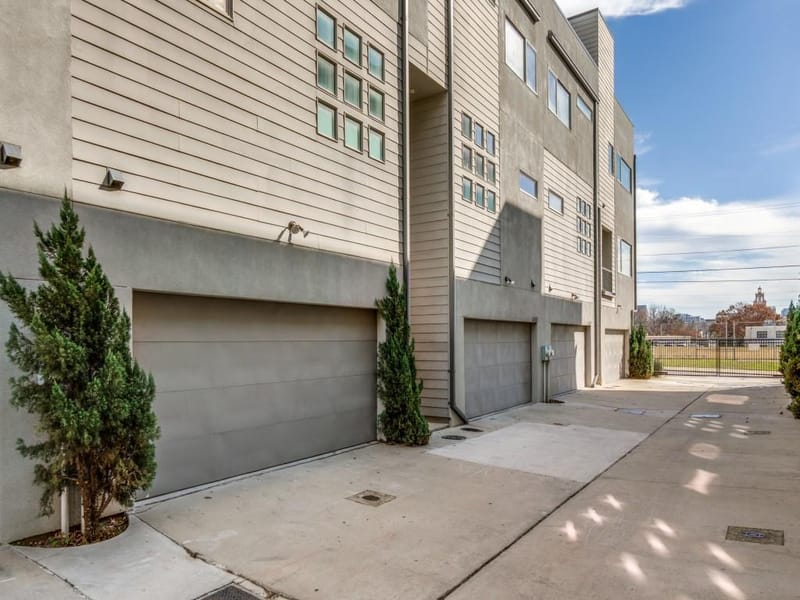 4610 Steel Street, Dallas TX 75219 - Photo 2