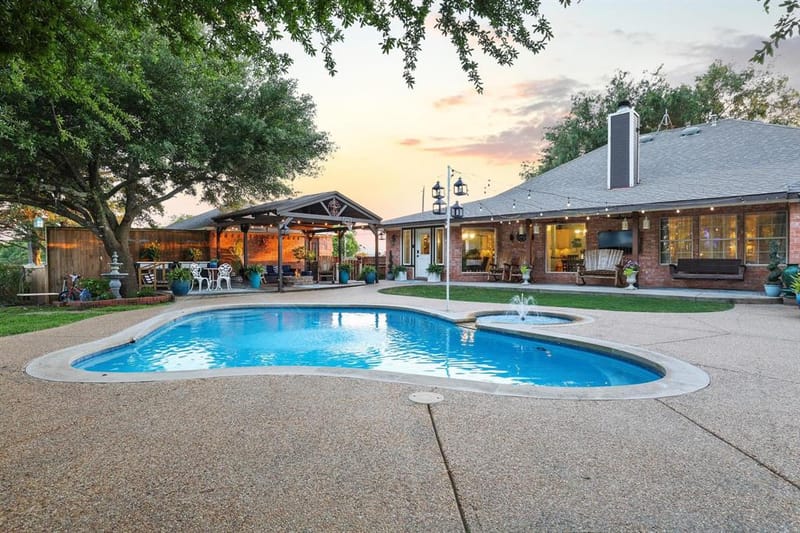 981 County Road 4918, Trenton TX 75490 - Photo 7
