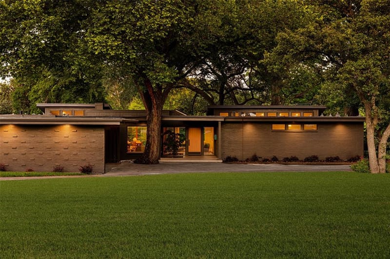 11116 Westmere Circle, Dallas TX 75230 - Photo 2