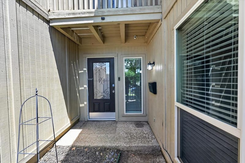 3006 Wayside Drive, Bedford TX 76021 - Photo 2