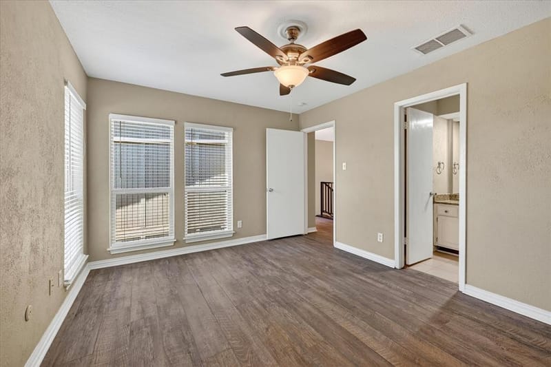 3006 Wayside Drive, Bedford TX 76021 - Photo 16