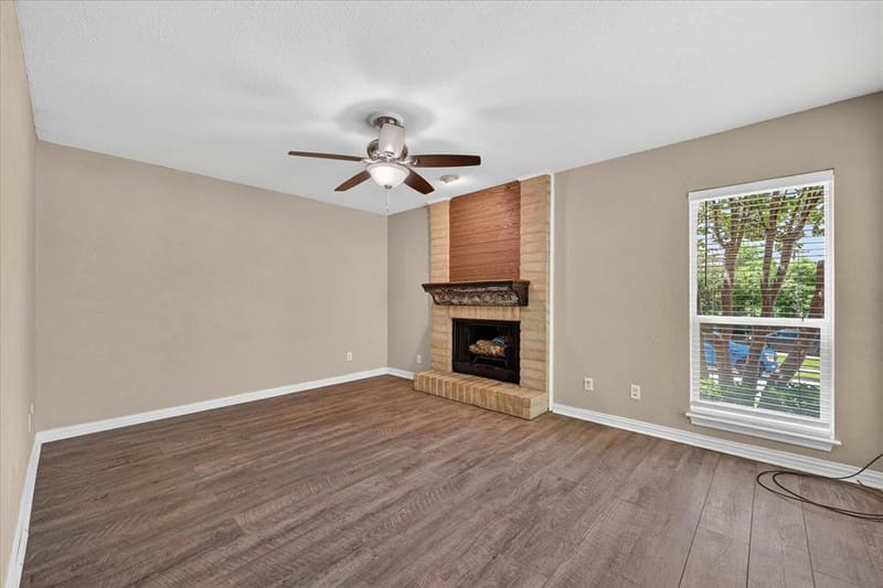 3006 Wayside Drive, Bedford TX 76021 - Photo 4