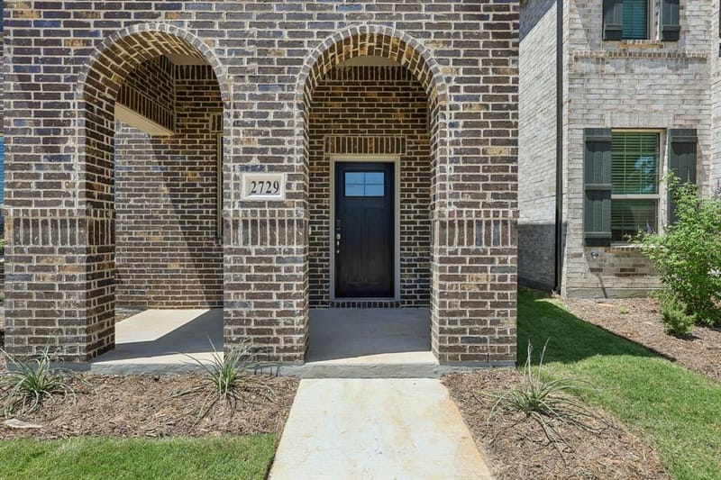 2729 Kobuk Drive, Corinth TX 76210 - Photo 3