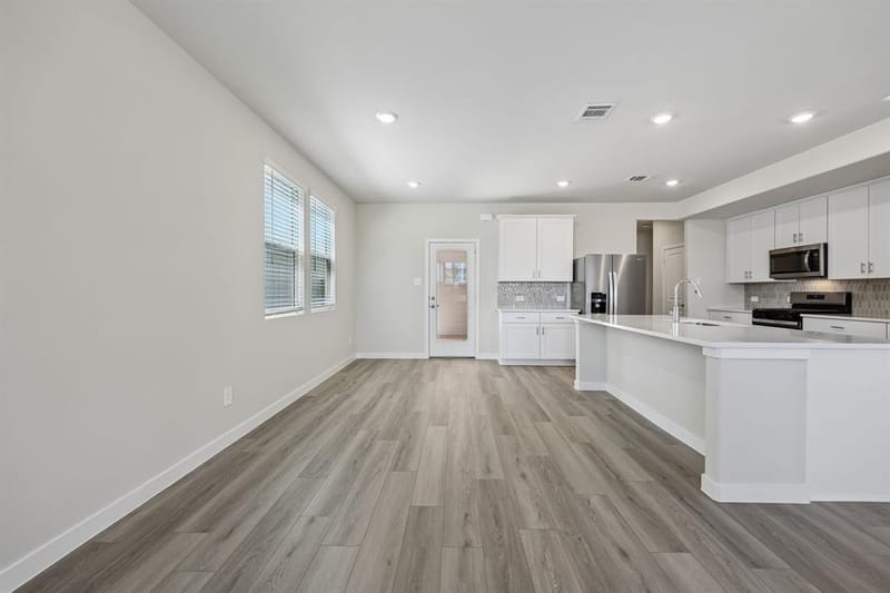 2729 Kobuk Drive, Corinth TX 76210 - Photo 8