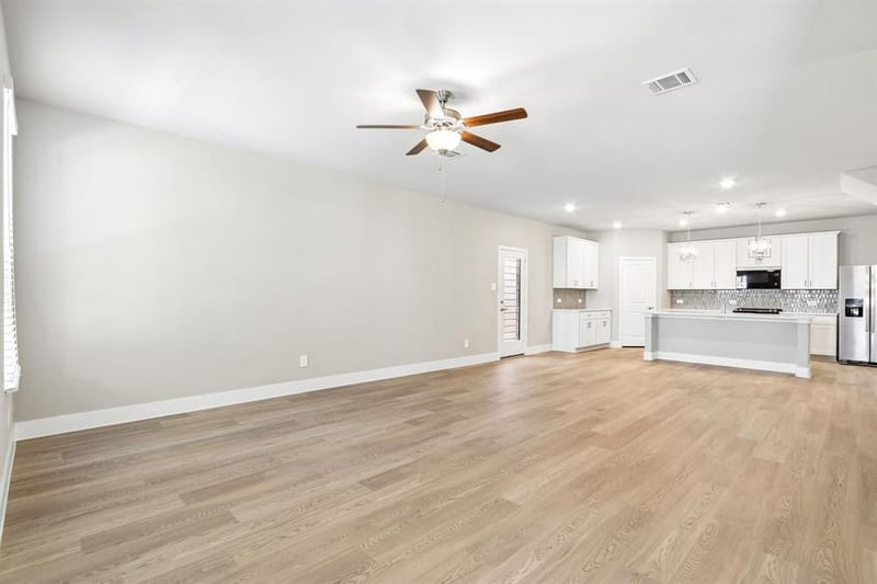 2725 Kobuk Drive, Corinth TX 76209 - Photo 4