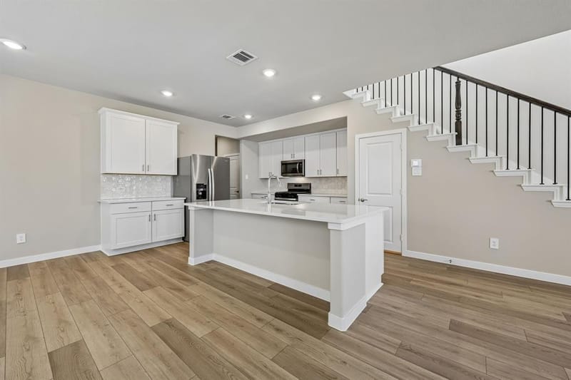 2721 Kobuk Drive, Corinth TX 76210 - Photo 9